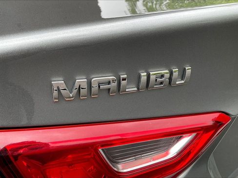 Used 2023 Chevrolet Malibu LT FWD image 23