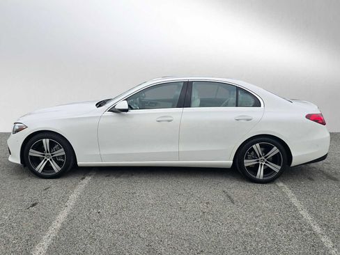 Used 2025 Mercedes-Benz C 300 4MATIC Sedan image 6