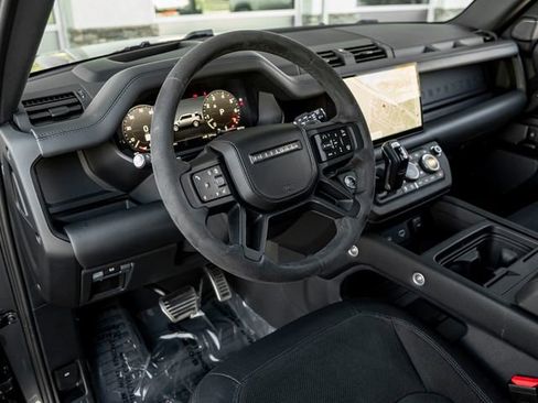 Used 2024 Land Rover Defender 110 Carpathian Edition image 17
