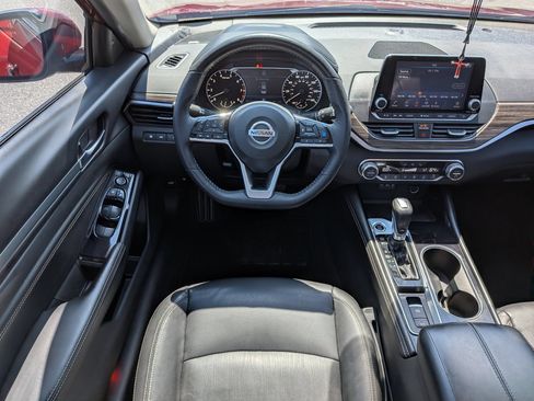 Used 2021 Nissan Altima 2.5 SL FWD image 30