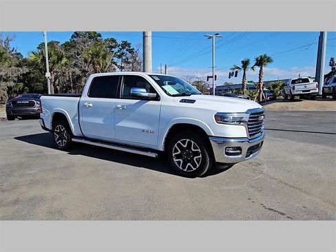 Used 2025 RAM 1500 Laramie image 38