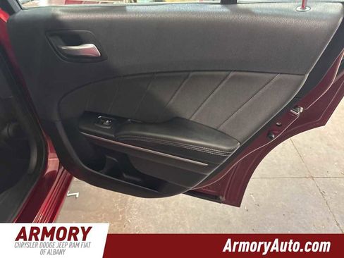 Used 2017 Dodge Charger SXT image 26