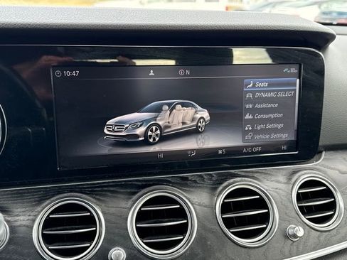 Used 2019 Mercedes-Benz E 300 4MATIC image 20