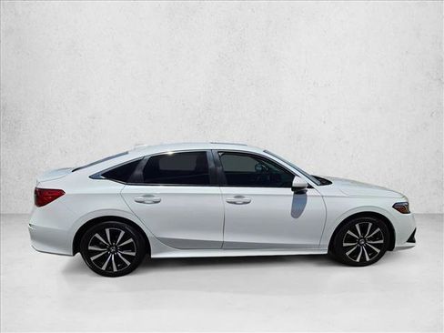 Certified 2022 Honda Civic EX image 4