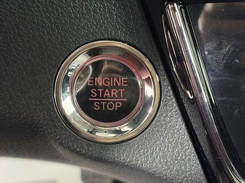 Used 2021 Honda HR-V EX image 24