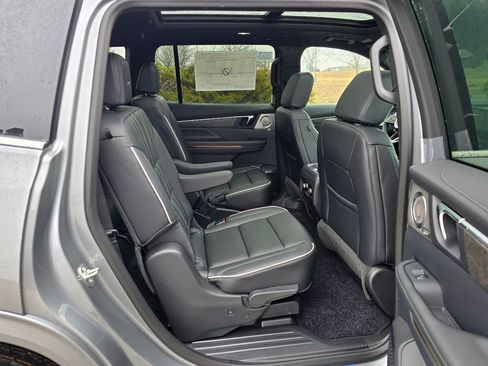 New 2026 Buick Enclave Avenir w/ Super Cruise Package image 38