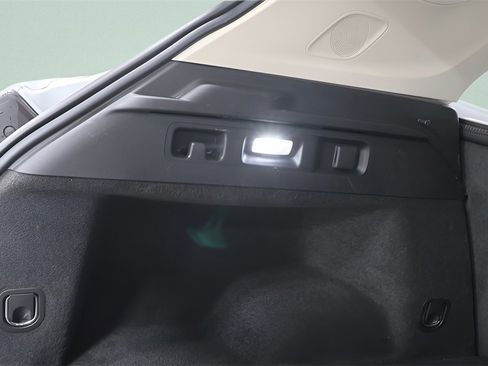 Used 2023 Buick Envision Preferred image 28