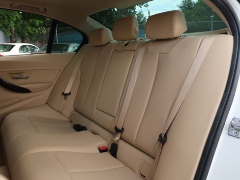 Used 2015 BMW 328i Sedan RWD image 34
