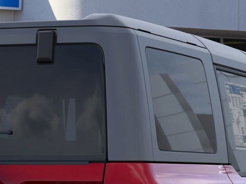 New 2025 Ford Bronco 4-Door AWD/4WD image 33