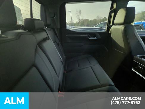 Used 2023 GMC Sierra 1500 SLT w/ SLT Premium Package image 15