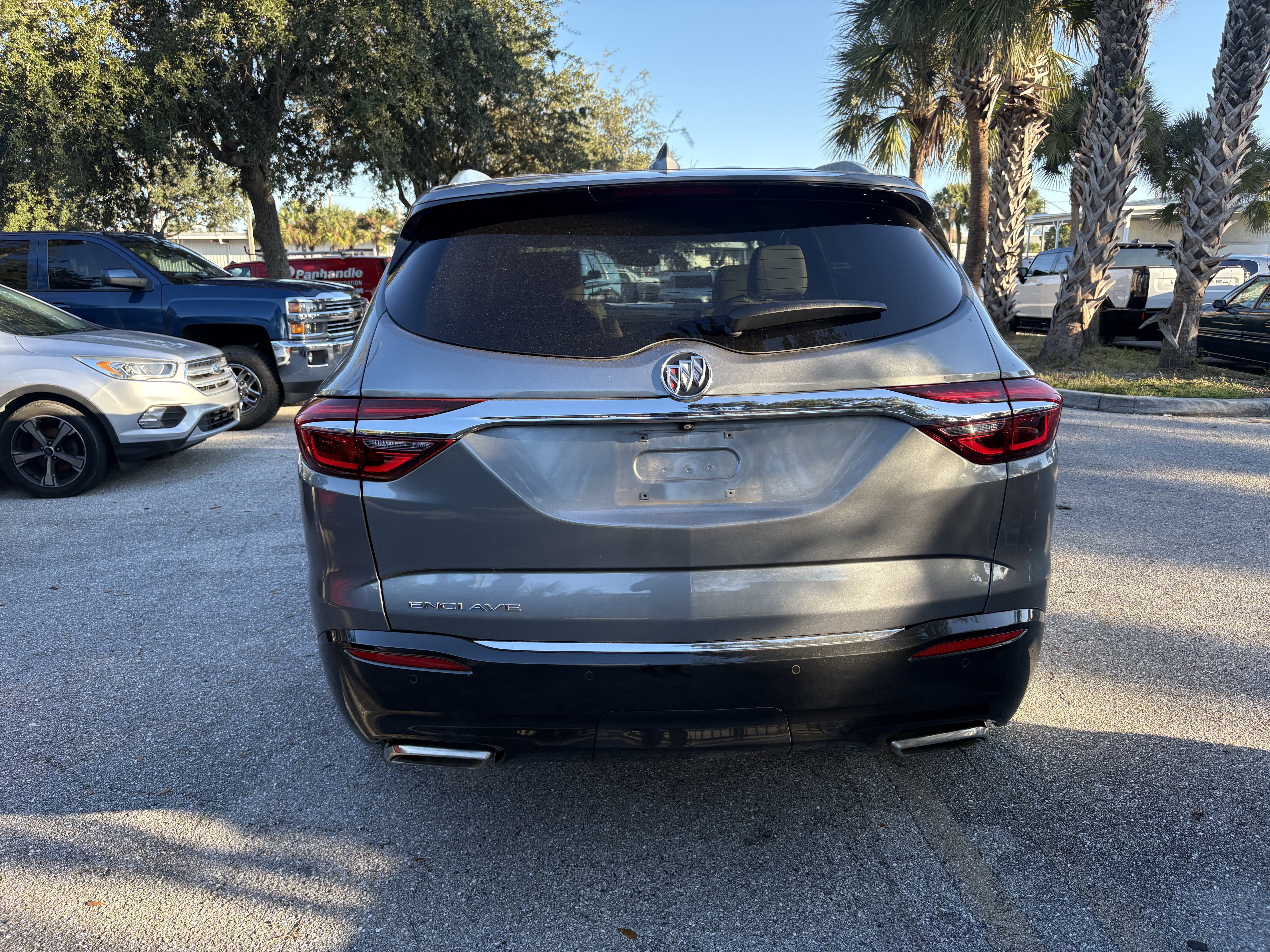 Used 2021 Buick Enclave Essence FWD image 6