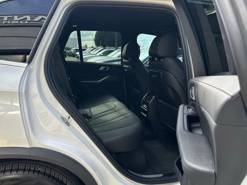 Used 2022 BMW X5 xDrive40i image 24