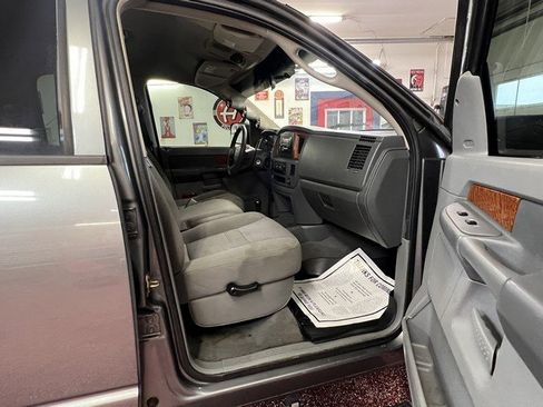 Used 2006 Dodge Ram 2500 Truck SLT w/ Quad Cab Big Horn Value Group image 9