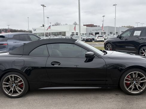 Used 2022 BMW 440i xDrive Convertible w/ Premium Package image 11