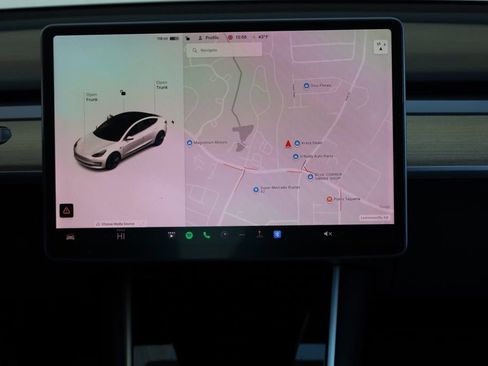 Used 2020 Tesla Model 3 Standard Range Plus image 31