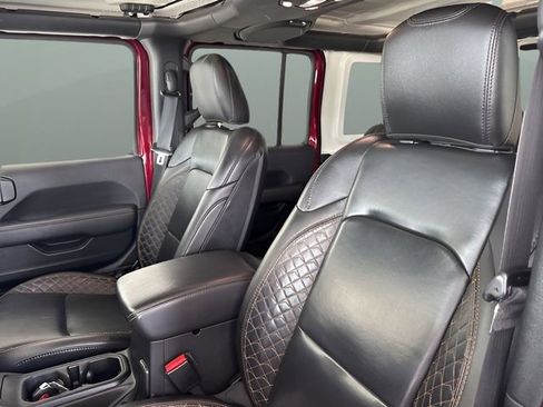 Used 2021 Jeep Wrangler Unlimited Sahara image 18