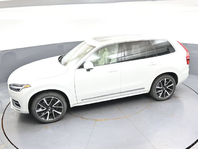 Used 2025 Volvo XC90 B5 Plus w/ Protection Package Premier AWD/4WD image 37