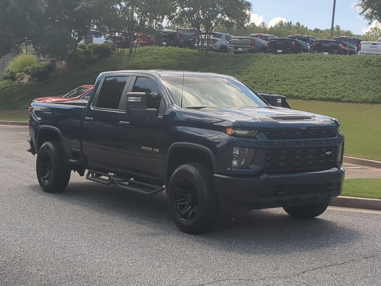 Used 2022 Chevrolet Silverado 2500 Custom w/ Custom Convenience Package AWD/4WD image 2