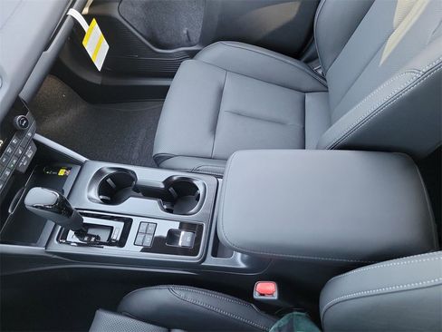 New 2026 Subaru Outback Touring image 22