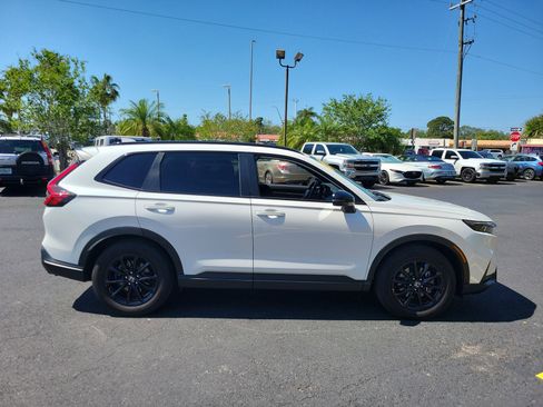 Used 2026 Honda CR-V Sport-L image 4