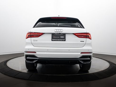 Certified 2023 Audi Q3 2.0T Premium w/ Convenience Package AWD/4WD image 21