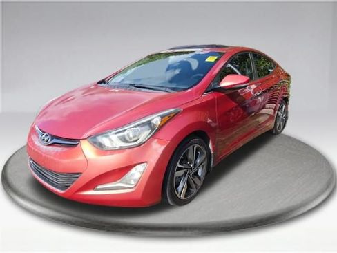 Used 2015 Hyundai Elantra Limited w/ Option Group 05 FWD image 8