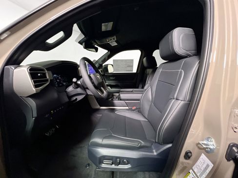 New 2026 Toyota Tundra Limited AWD/4WD image 14