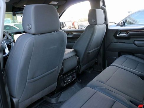Used 2024 GMC Sierra 1500 Elevation image 25