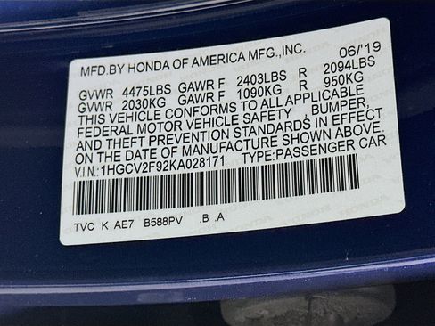 Used 2019 Honda Accord Touring image 12