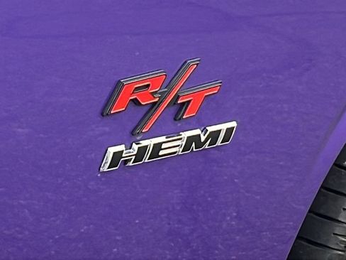 Used 2018 Dodge Challenger R/T image 18