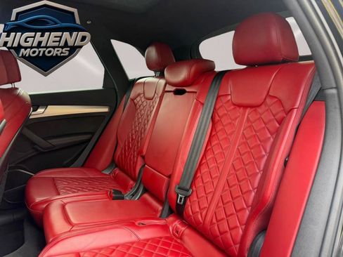 Used 2018 Audi SQ5 Premium Plus w/ Navigation Package AWD/4WD image 16