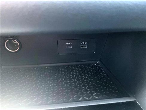 Used 2024 Nissan Pathfinder SV FWD image 26