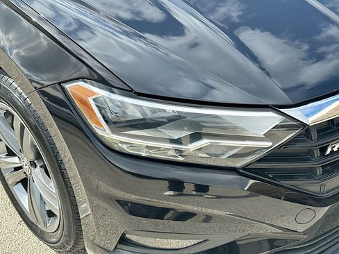 Used 2019 Volkswagen Jetta R-Line image 34