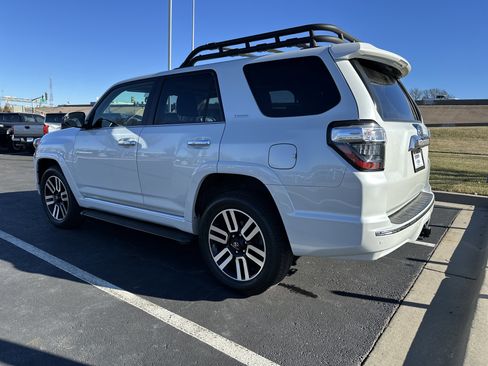 Used 2024 Toyota 4Runner Limited image 8