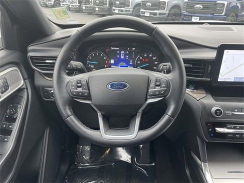 Used 2020 Ford Explorer Limited image 9
