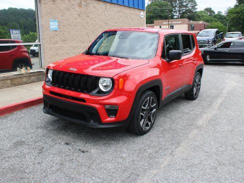 Used 2021 Jeep Renegade Sport FWD image 3
