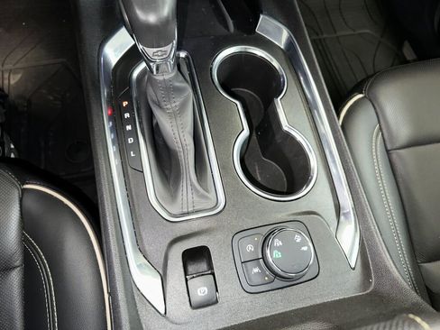 Certified 2022 Chevrolet Traverse Premier w/ LPO, Floor Liner Package image 17