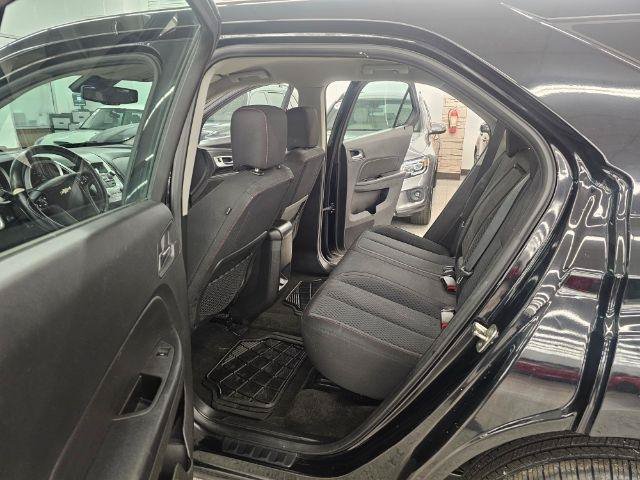 Used 2013 Chevrolet Equinox LS AWD/4WD image 9