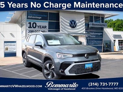 New 2025 Volkswagen Taos SE