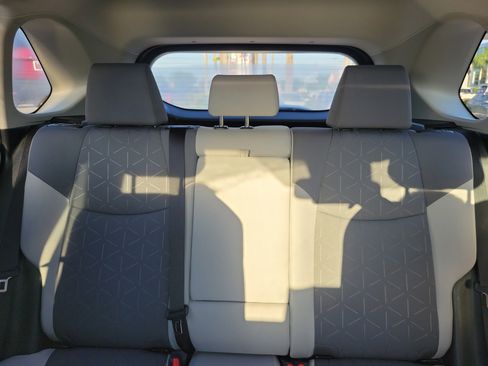 Used 2025 Toyota RAV4 XLE w/ Convenience Package image 21