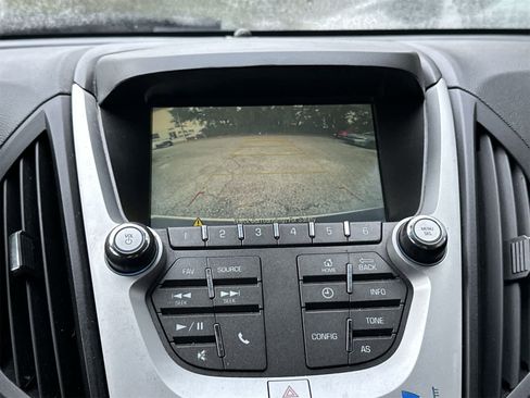 Used 2017 Chevrolet Equinox LT w/ Convenience Package image 21