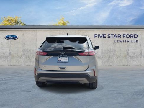 Used 2024 Ford Edge SEL AWD/4WD image 7