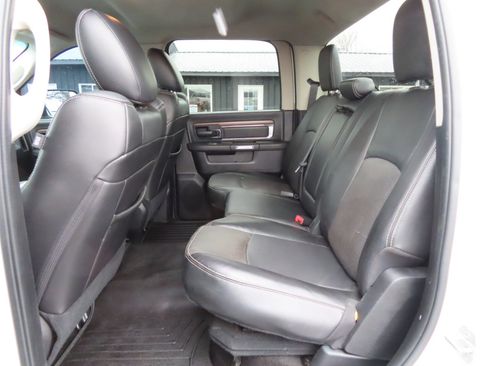 Used 2016 RAM 2500 Tradesman w/ Chrome Appearance Group image 42