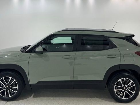 New 2026 Chevrolet TrailBlazer LT w/ Convenience Package image 2