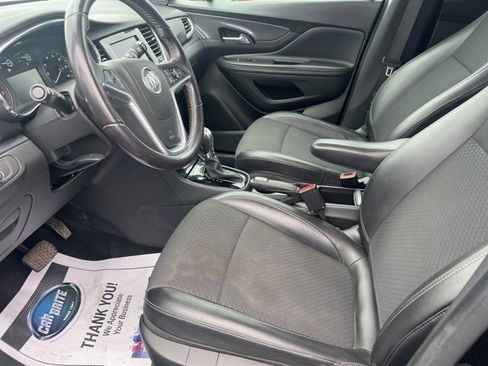 Used 2022 Buick Encore Preferred w/ Safety Package image 13