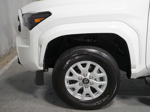 Certified 2025 Toyota Tacoma SR5 RWD image 5