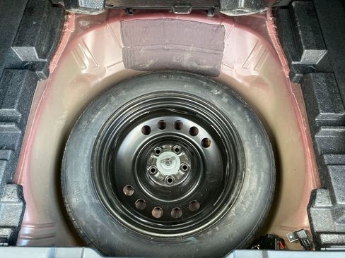 Used 2022 Subaru Outback Limited image 31