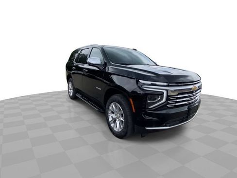 Used 2025 Chevrolet Tahoe Premier AWD/4WD image 4
