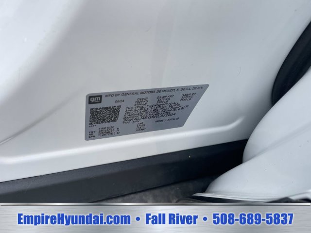 Used 2024 GMC Terrain SLE FWD image 19