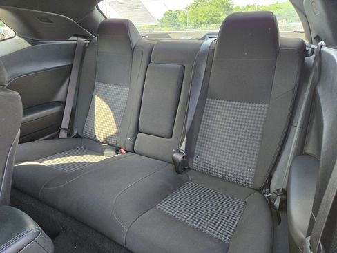 Used 2022 Dodge Challenger GT RWD image 36